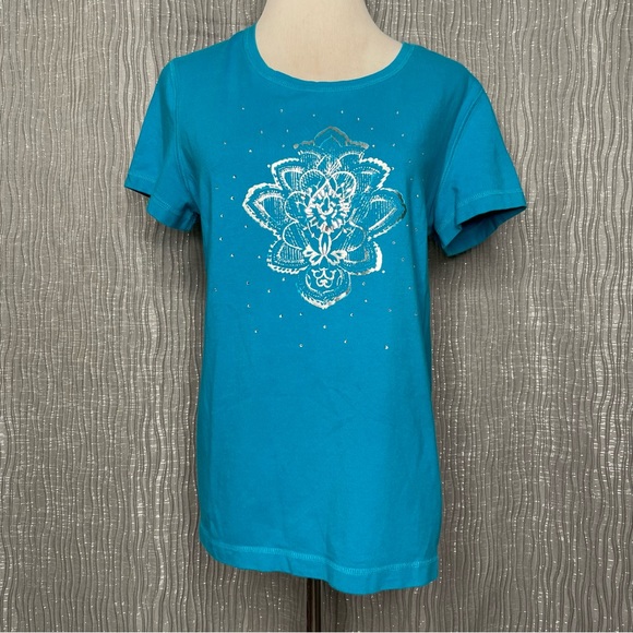 Weekends by Chico’s Lotus tee - Picture 1 of 7